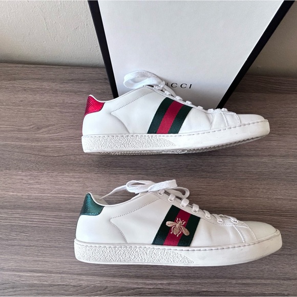 🔥GUCCI Ace Sneaker with Bee Size 39 / US 9 - Picture 3 of 17